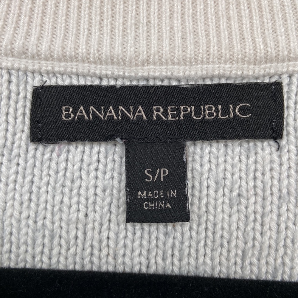 Banana Republic ’Dorito’ Sweater - Picture 2 of 11